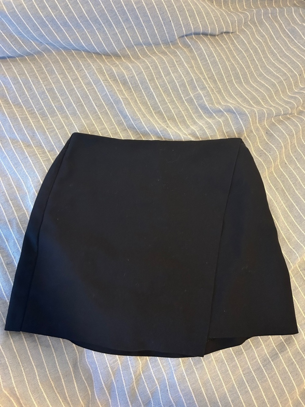 Abercrombie & Fitch Black Mini Skirt